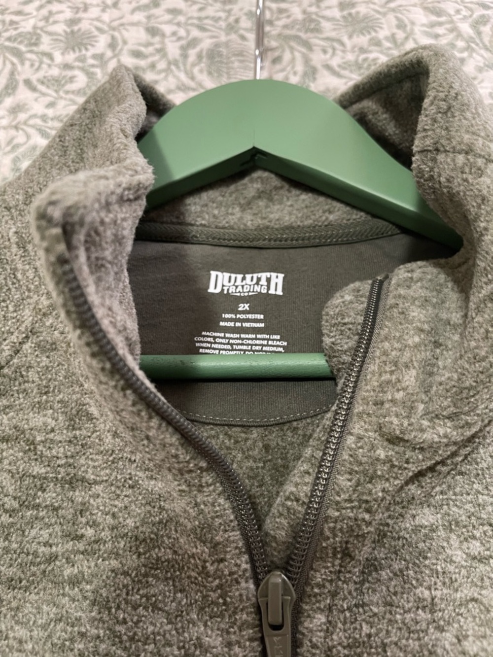 Duluth Fleece Jacket In Green - Picture 2 of 8
